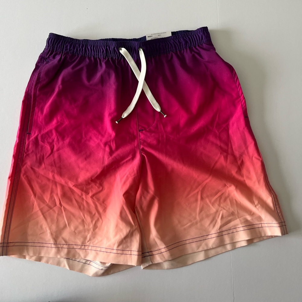 Kohl's Pink and Purple Gradient Men's Athletic Shorts